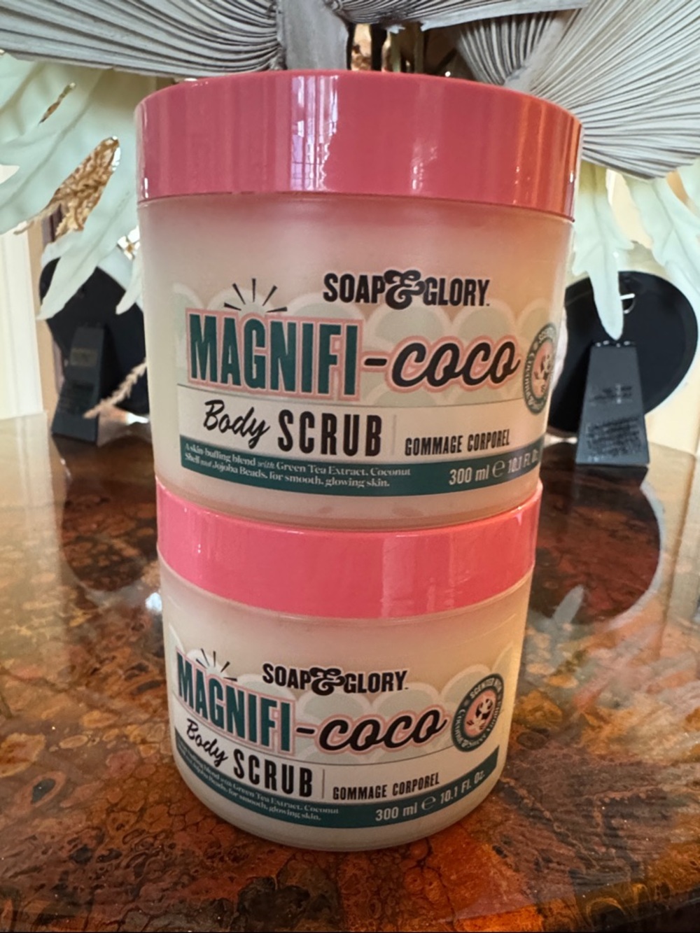 Soap & Glory (2) Magnifi-coco Body Scrub